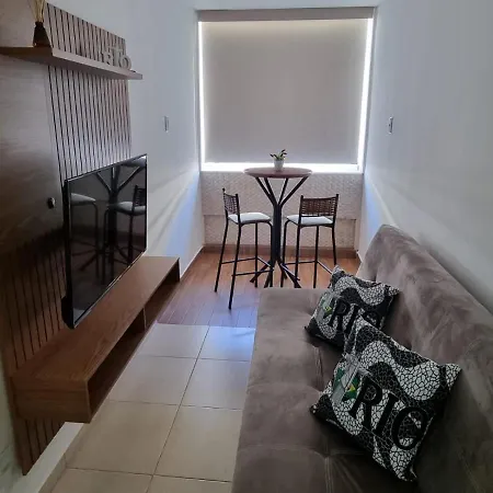 Ferienwohnung -Apartamento Alemao Em Copacabana , 100 Metros Da Praia Com Wi-Fi!